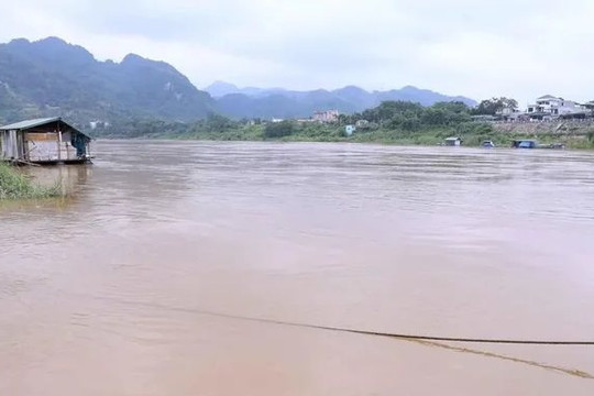 Tuyên Quang công bố tình huống khẩn cấp về thiên tai tại thị trấn Vĩnh Lộc