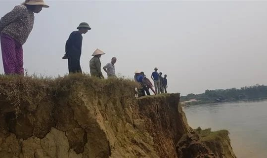 Phú Thọ: Khai thác 25m3 cát sỏi, người dân bị phạt 220 triệu đồng