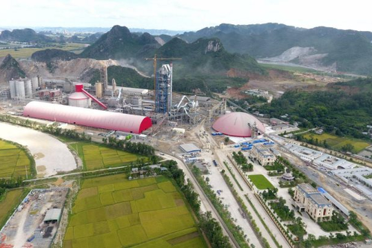 Hà Nam: Xử phạt Công ty Xi măng Thành Thắng 1,8 tỷ đồng vì xả thải gây ô nhiễm môi trường