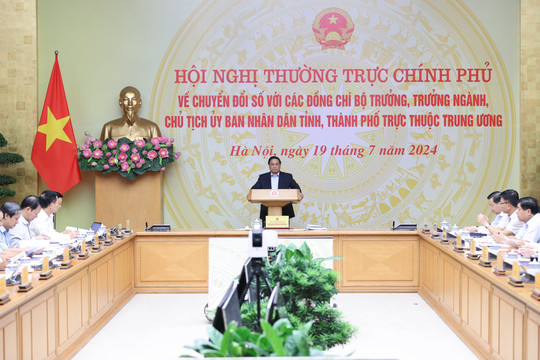 Thủ tướng Phạm Minh Chính chủ trì Hội nghị Thường trực Chính phủ về chuyển đổi số