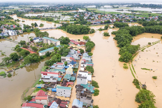 Đảm bảo an sinh xã hội cho người dân bị ảnh hưởng bởi mưa lũ