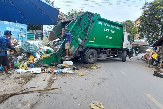 Cần Thơ tăng cường thực hiện công tác thu gom, vận chuyển, xử lý rác đúng quy định