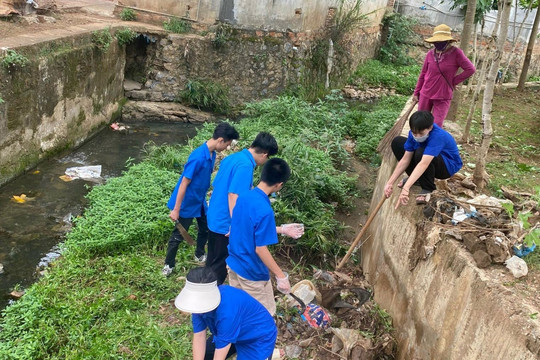 Sơn La: Xây dựng môi trường sống xanh, sạch, đẹp ở huyện vùng biên Sông Mã