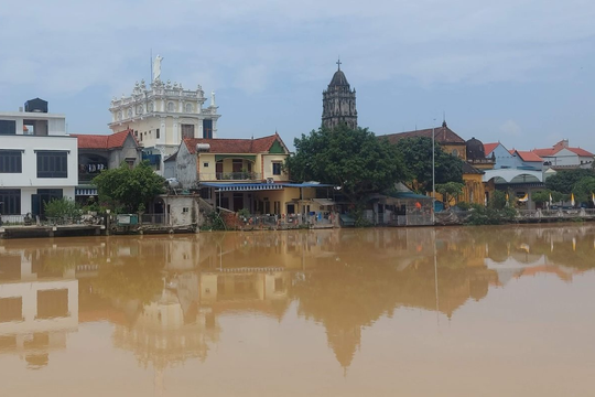 Hà Nội cảnh báo lũ trên sông Bùi, sông Tích