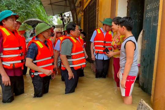 Thủ tướng Phạm Minh Chính: Đặt tính mạng, an toàn, sức khỏe của người dân lên trên hết