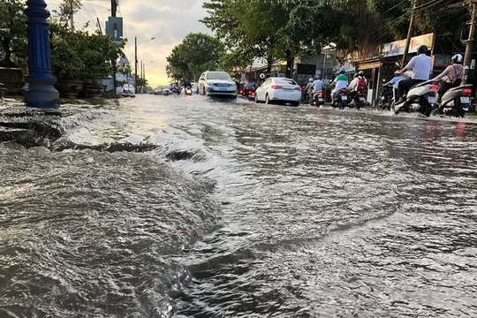 Bình Dương ban hành thông báo khẩn về tình hình triều cường những ngày tới