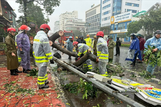 Bộ Công an hỗ trợ 20 tỷ đồng cho các địa phương để khắc phục hậu quả do bão số 3 gây ra