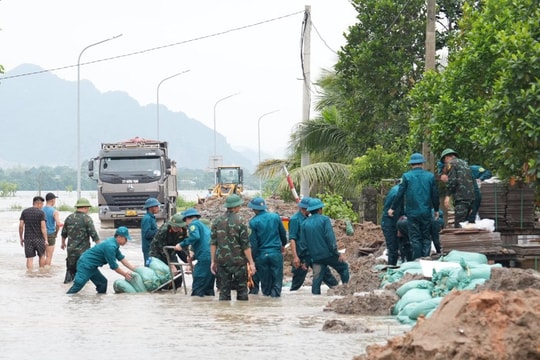 Hà Nội yêu cầu đảm bảo an toàn hệ thống đê điều, công trình thủy lợi để phòng chống thiên tai