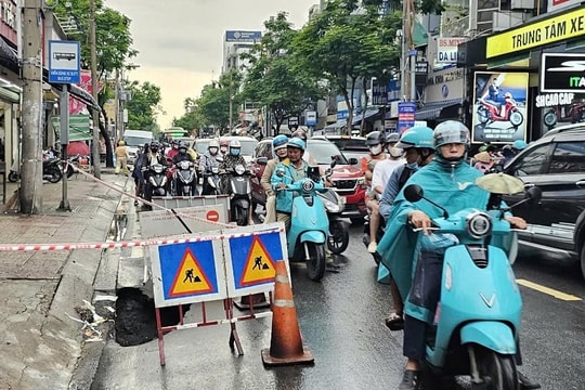 TP.HCM: “Hố tử thần” liên tiếp xuất hiện sau mưa giông lớn