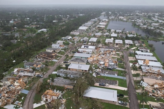 Bão Milton quét qua Florida, 10 người chết, gần 3 triệu nhà vẫn mất điện