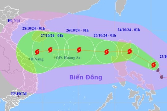 Bão Trami đang di chuyển rất nhanh, mạnh cấp 12, hướng vào Trung Bộ