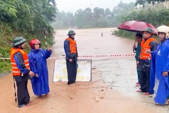 Cảnh báo lũ quét, sạt lở đất trong 3-6 giờ tới tại 5 tỉnh miền Trung