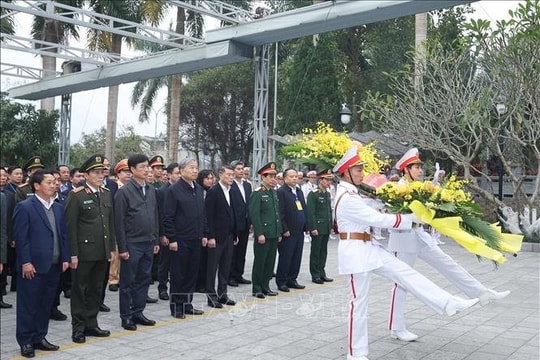 Tổng Bí thư Tô Lâm thăm và tặng quà nhân dân tỉnh Hà Giang