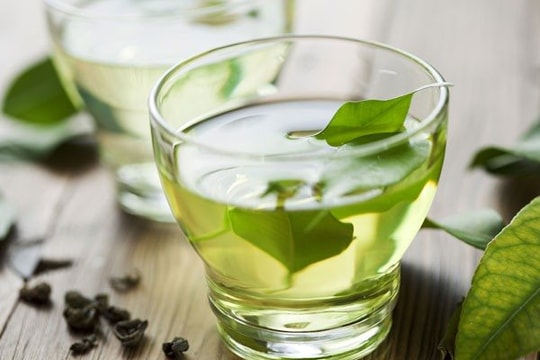 3 nhóm người cần tránh uống nước lá vối để bảo vệ sức khỏe