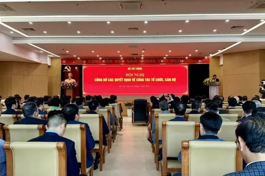 Bộ Xây dựng công bố quyết định bổ nhiệm 146 cán bộ