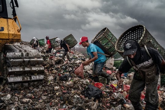 Indonesia quyết đóng cửa hàng trăm bãi rác, hướng tới quản lý rác thải 100% vào năm 2029