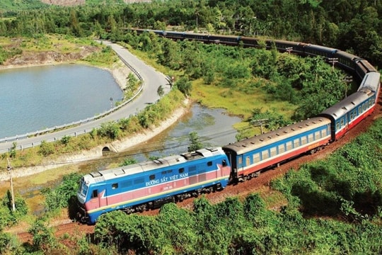 Thủ tướng ký công điện đẩy nhanh tiến độ dự án đường sắt Lào Cai - Hà Nội - Hải Phòng