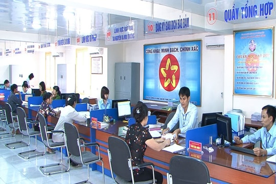 Thủ tướng yêu cầu hoàn thành phân định thẩm quyền, giải quyết thủ tục hành chính cấp huyện trước ngày 10/6