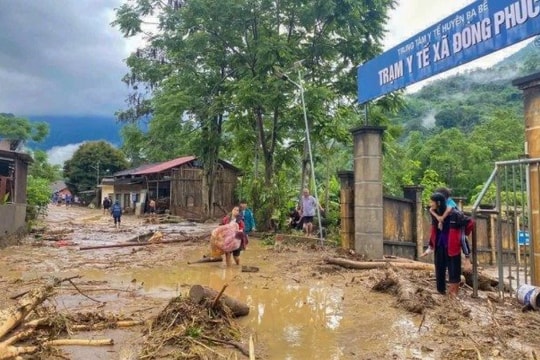 Từ 16-19/5, mưa lớn làm 16 người thương vong, nhiều thiệt hại nghiêm trọng