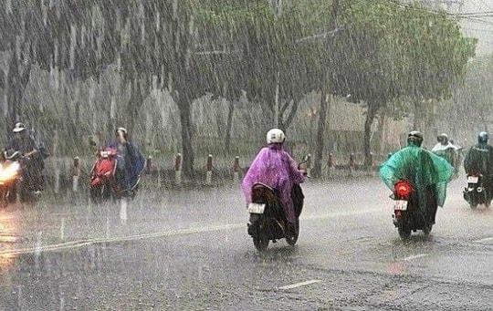 Dự báo thời tiết Hà Nội ngày 25/5/2025: Nhiều mây, ngày có mưa rào và dông