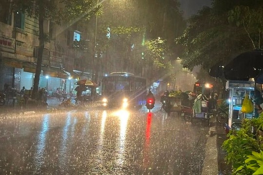 Thời tiết tháng 5 dị thường: Báo hiệu năm thiên tai phức tạp