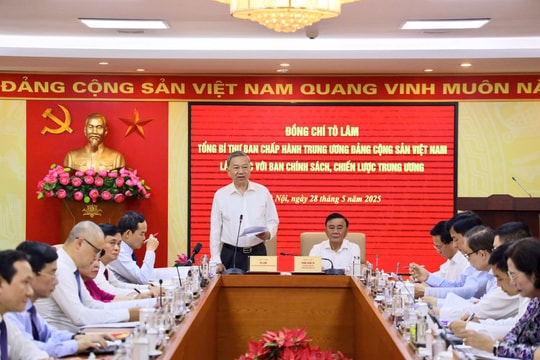 Tổng Bí thư Tô Lâm quán triệt một số nhiệm vụ, giải pháp về cơ chế, chính sách quản lý thị trường vàng cho thời gian tới