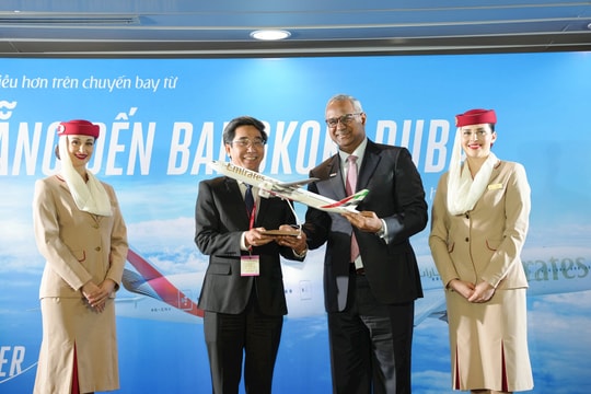 Emirates mở đường bay thẳng, mang khách quốc tế cao cấp tới Đà Nẵng