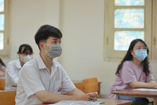 Bộ GD&ĐT yêu cầu điều chỉnh khi nhiều trường đại học "khai tử" khối C vào phút chót