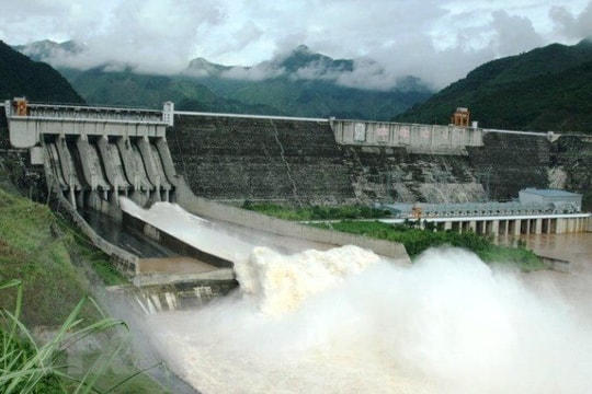 Bộ Công Thương ra công điện khẩn ứng phó bão số 1