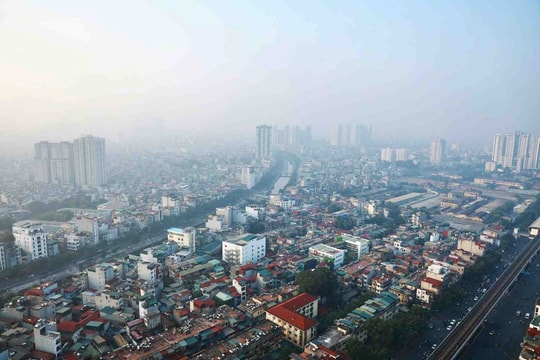 Chất lượng không khí Hà Nội và TP.HCM ở mức "trung bình" vào sáng 11/6