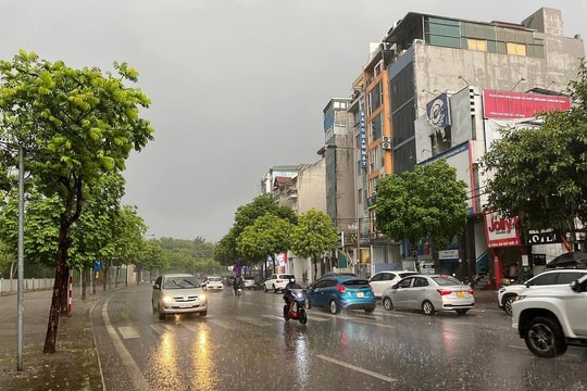Dự báo thời tiết Hà Nội ngày 14/6/2025: Nhiều mây, có mưa rào và dông rải rác