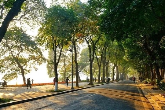 Dự báo thời tiết Hà Nội ngày 17/6/2025: Ngày nắng, tối có mưa dông