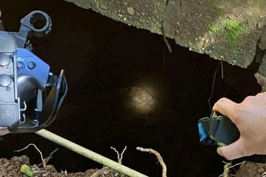 Quảng Trị: Xuất hiện 'hố tử thần' chưa xác định độ sâu trong vườn nhà dân