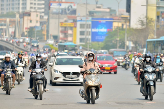 Dự báo thời tiết Hà Nội ngày 19/6/2025: Ngày nắng nóng, mưa rào và dông vào chiều tối và đêm