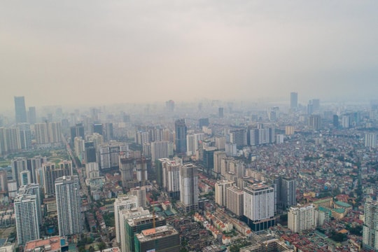 Chất lượng không khí Hà Nội ở mức trung bình, TP.HCM lọt top 10 thành phố ô nhiễm toàn cầu