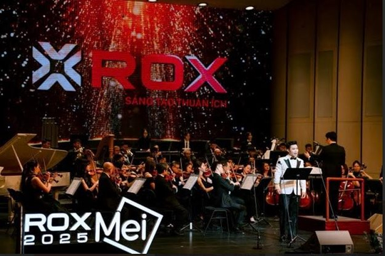 Gala ROXMei 2025: Khởi động tuổi 30 đầy khát vọng