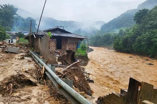 Cảnh báo: Nguy cơ xảy ra lũ quét, sạt lở đất ở 3 tỉnh vùng núi Bắc Bộ