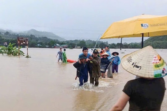 Bắc Bộ, Trung Bộ mưa lớn dồn dập, nhiều nơi vượt mốc lịch sử