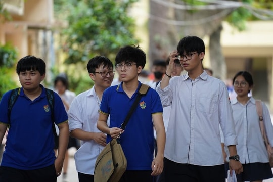 Bộ GD&ĐT yêu cầu chủ động ứng phó thiên tai trong thời gian thi tốt nghiệp THPT