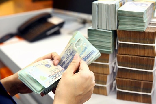 Từ hôm nay, 46 khoản phí, lệ phí được giảm 50%