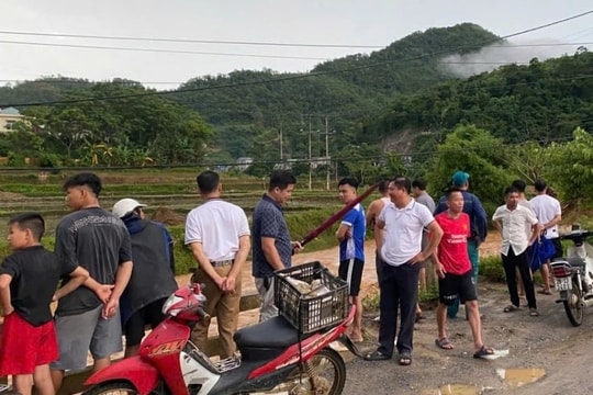 Phú Thọ: Tìm kiếm phụ nữ bị lũ cuốn trôi khi cùng con vào trang trại