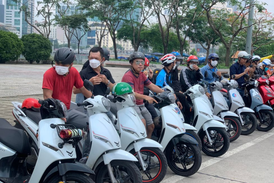 Bãi bỏ loạt quy định liên quan đến xe đạp điện, xe gắn máy điện