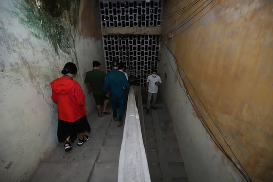 Hà Nội khẩn cấp di dân khỏi chung cư nguy hiểm trước giờ bão Wipha đổ bộ