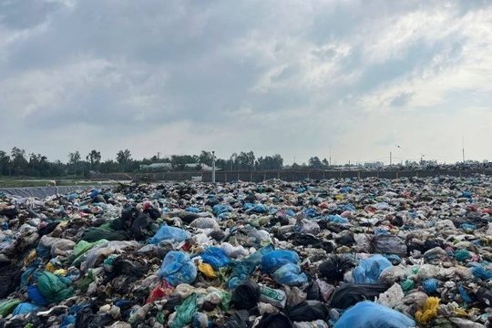 Vĩnh Long: Người dân kêu cứu vì ô nhiễm tại bãi rác An Hiệp, chính quyền lên tiếng