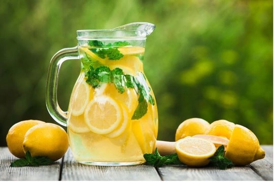 Lợi ích bất ngờ từ nước chanh mỗi ngày