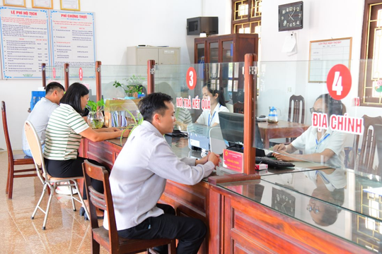 Tiếp tục triển khai nhiệm vụ hoàn thiện tổ chức bộ máy và hoạt động mô hình chính quyền địa phương 2 cấp