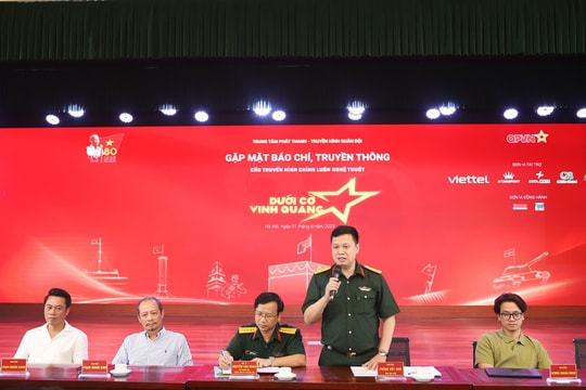 'Dưới cờ vinh quang' - chương trình nghệ thuật nhân kỷ niệm 80 năm Cách mạng Tháng Tám và Quốc khánh 2/9