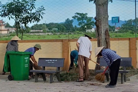 Nghệ An: Xã Trung Lộc ra quân những “Ngày chủ nhật xanh” vì môi trường xanh - sạch - đẹp.