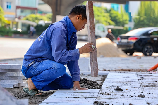 Hà Nội tạm dừng thi công vỉa hè, đào đường dịp Cách mạng Tháng Tám và Quốc khánh 2/9