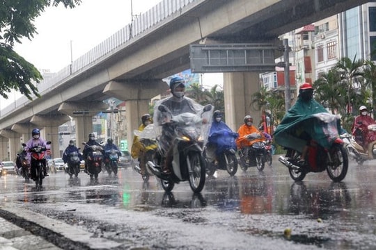 Dự báo thời tiết Hà Nội ngày 07/8/2025: Mưa rào và dông rải rác